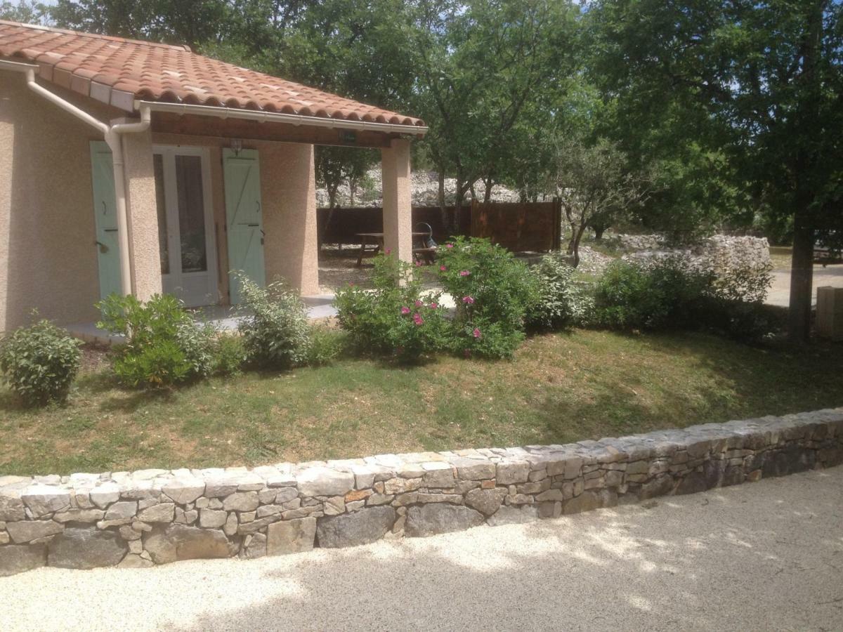 Gites Des Campanes Saint Alban Auriolles Exterior photo